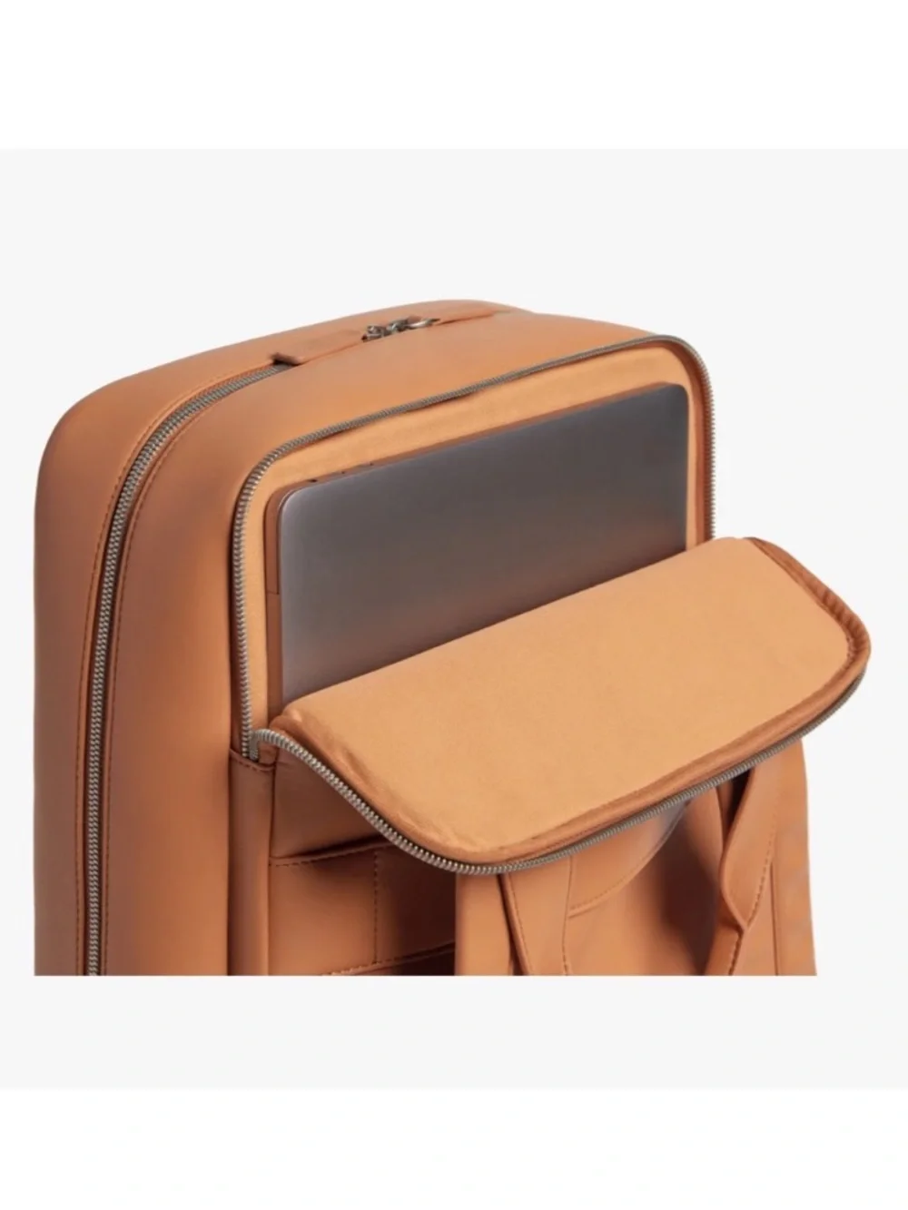 NWOT Travel Metro Backpack for Work/Travel in Tan